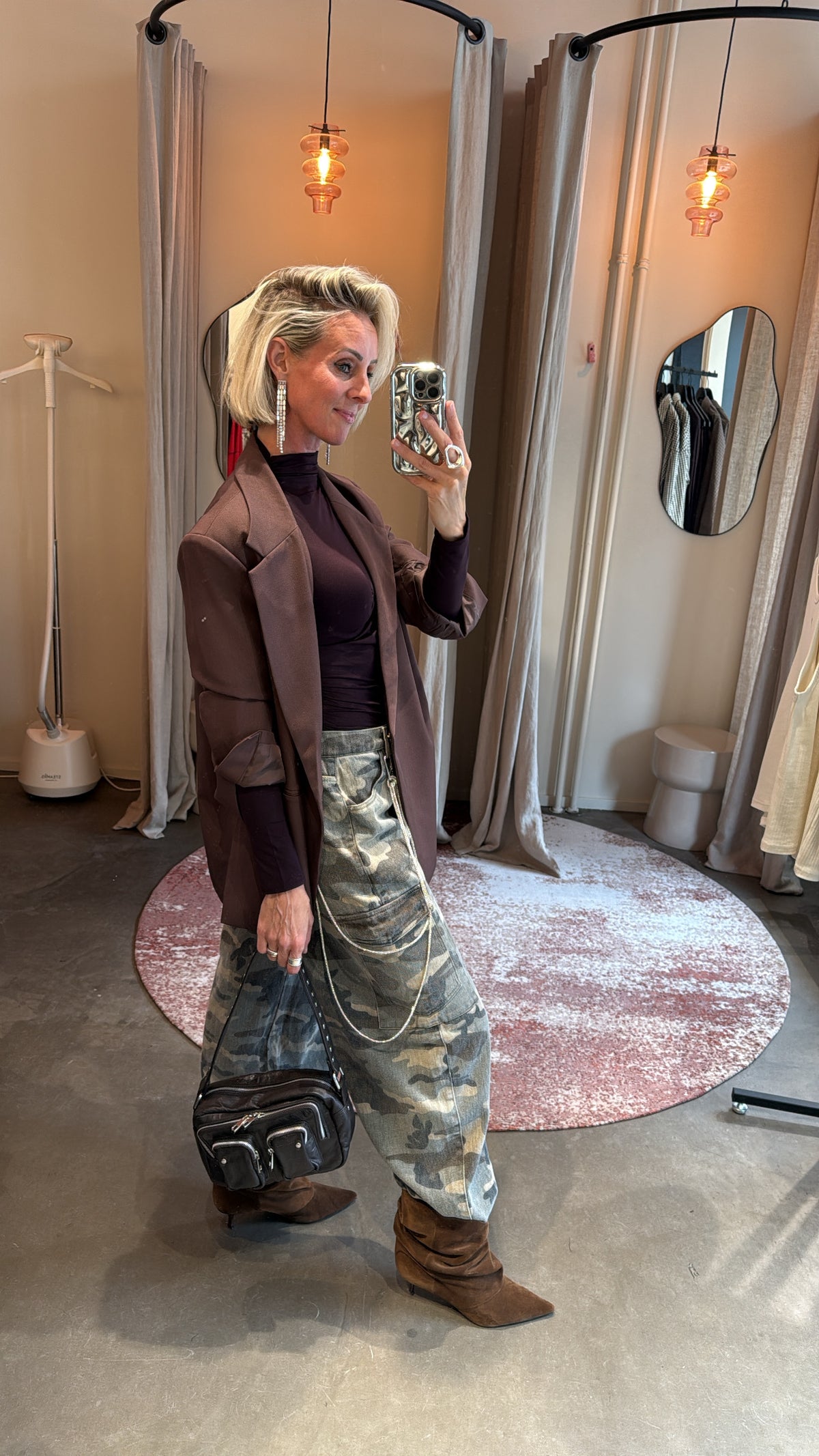 Body-fitted plum