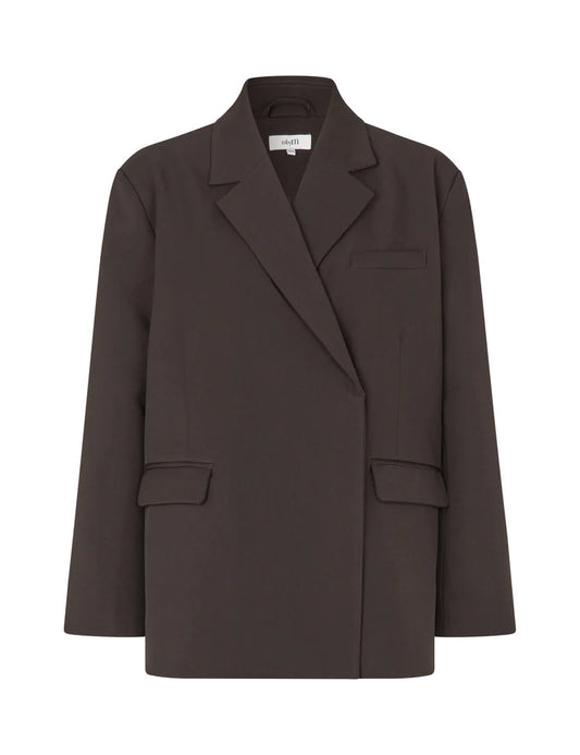 flatlay van de oversized blazer java, met revers en klepzakken