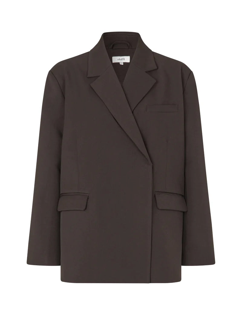 flatlay van de oversized blazer java, met revers en klepzakken