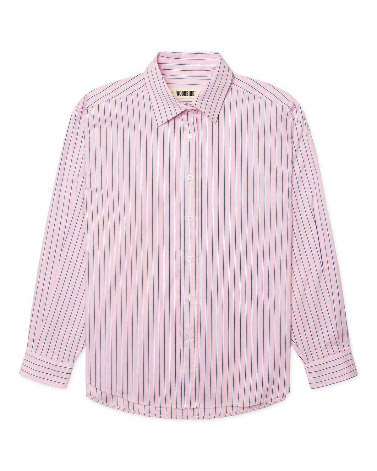 flatlay van het streepshirt, volledig gesloten met knopen