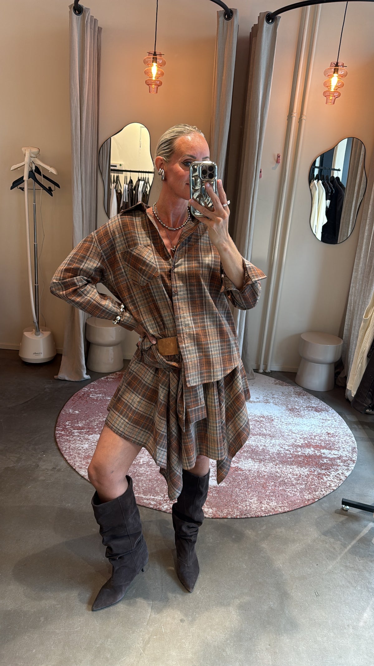 Checked blouse brown