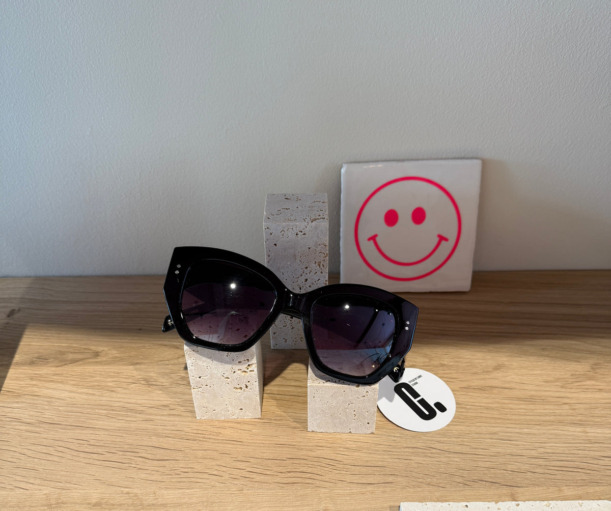 Sunnies Celine black