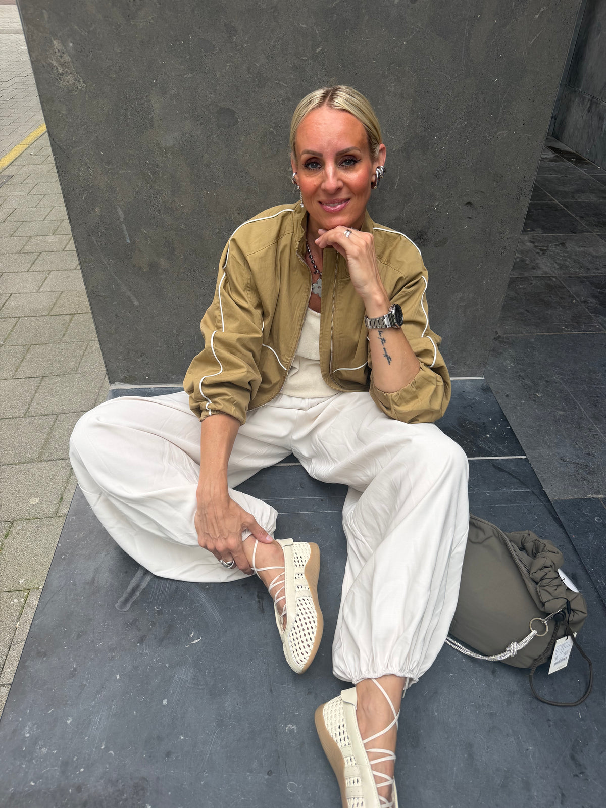 Puff pants off white