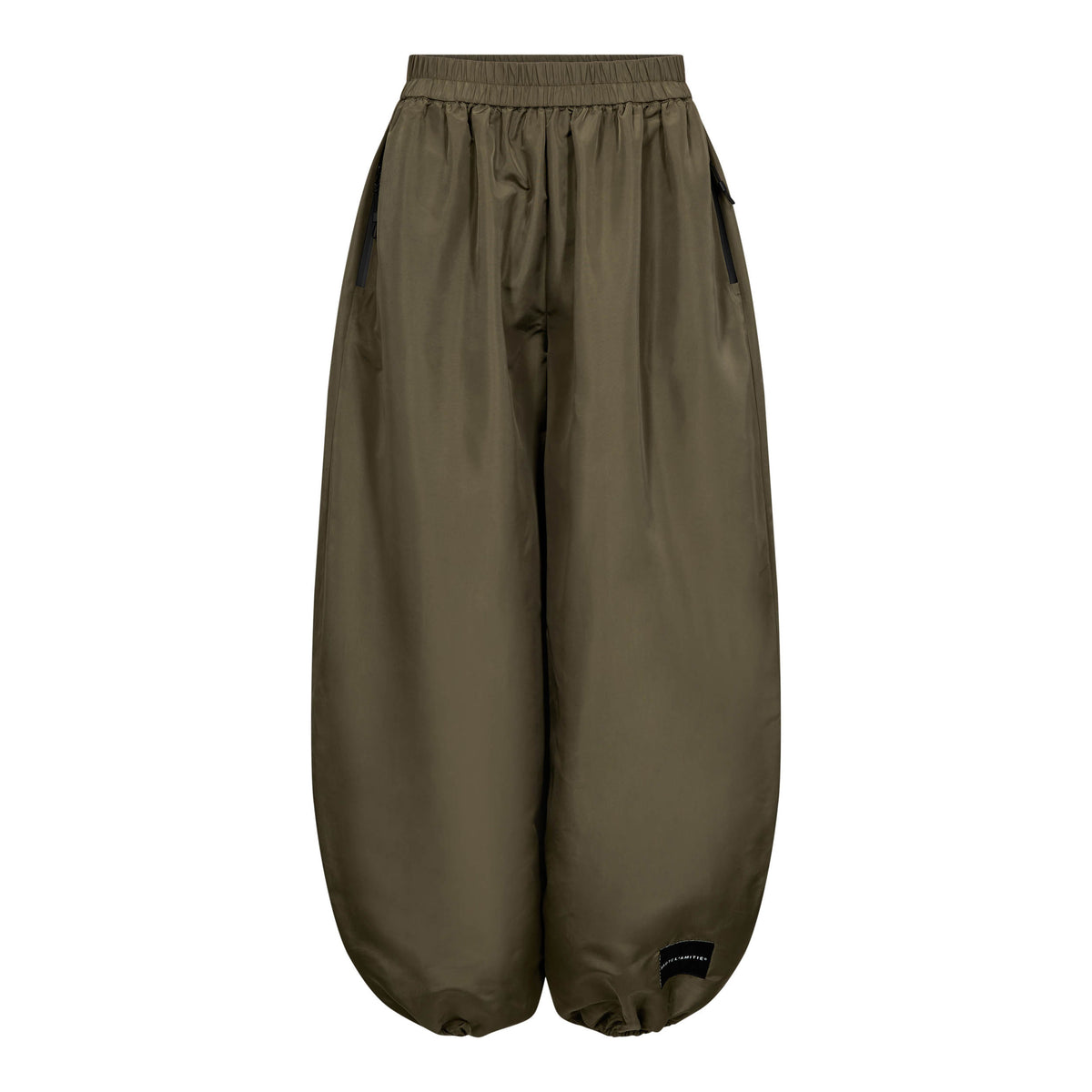 flatlay van de thalia harem tall pant in army met elastische taille en boord