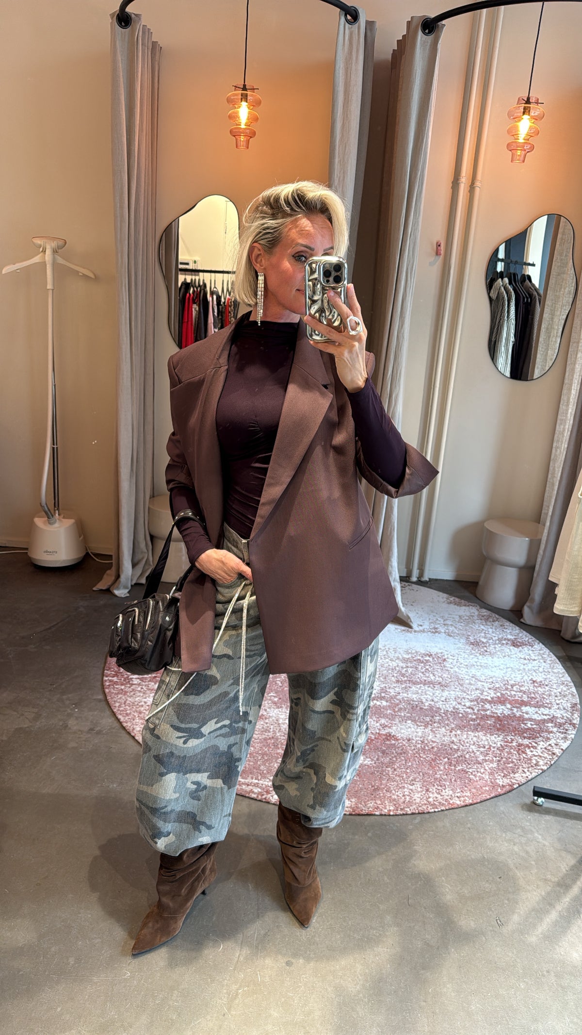 Body-fitted plum