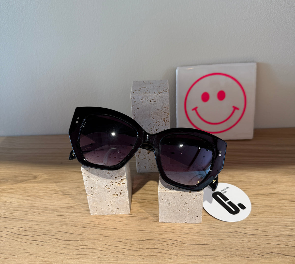 Sunnies Celine black