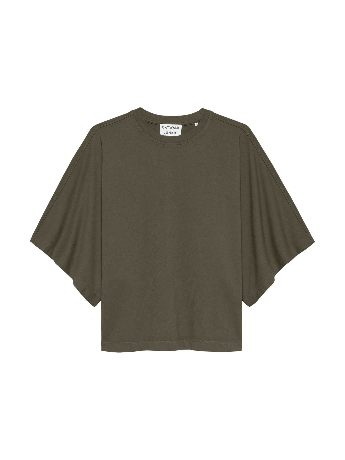 flatlay van de olijfgroene tee met batsleeve mouwen en ronde hals