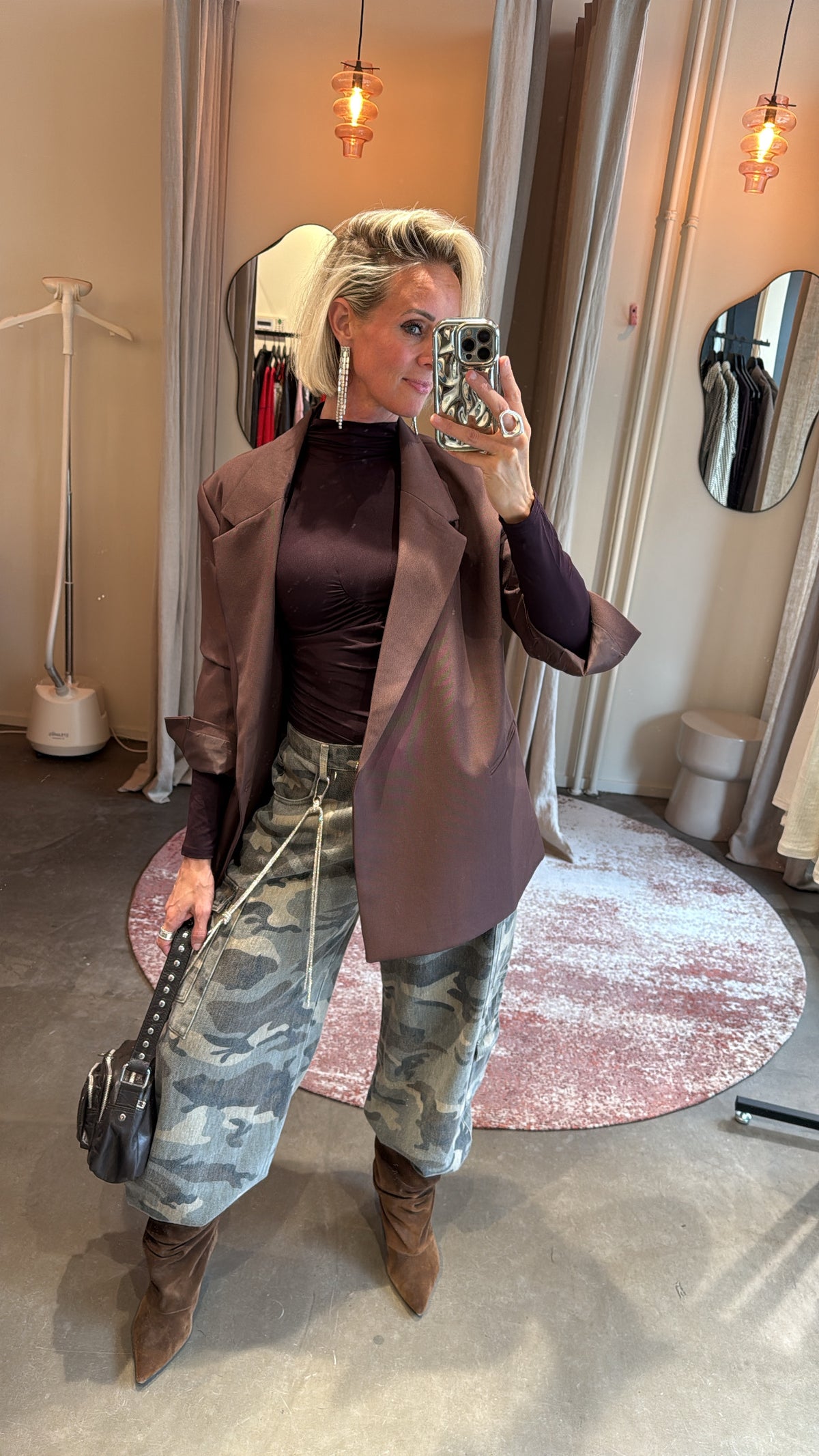 Body-fitted plum
