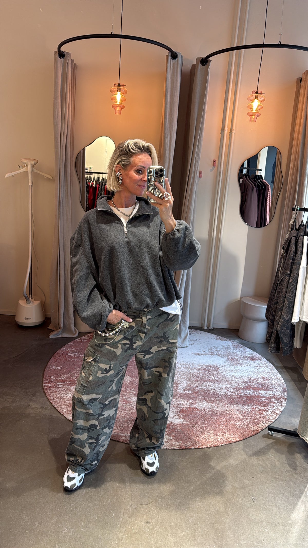 Baggy camo jeans
