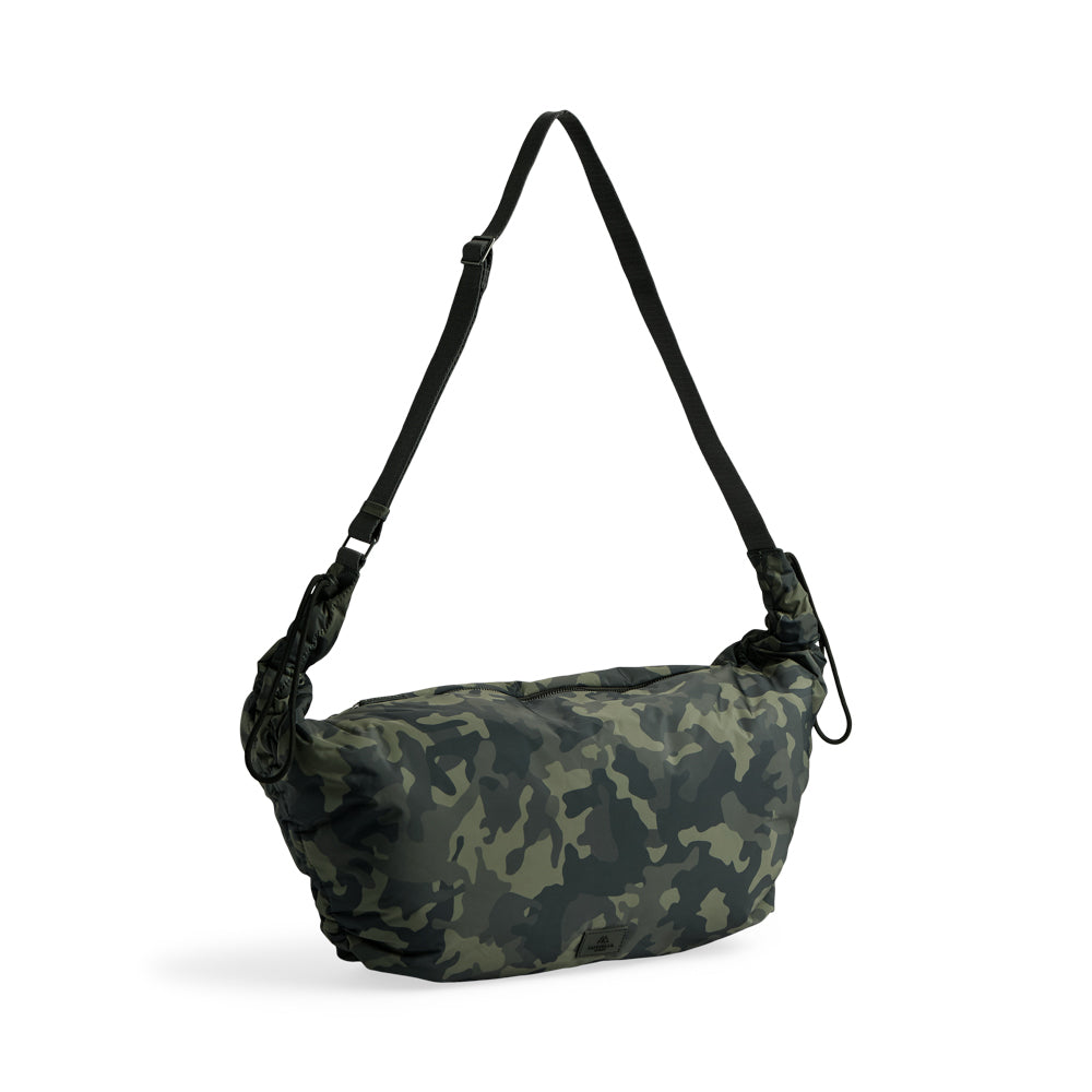alpine bag camo, zijaanzicht met verstelbare veter aan de zijkant