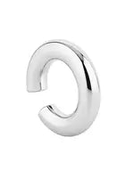 billion avenue chunky kos earcuff silver, detailfoto van de zilverkleurige oorcuff